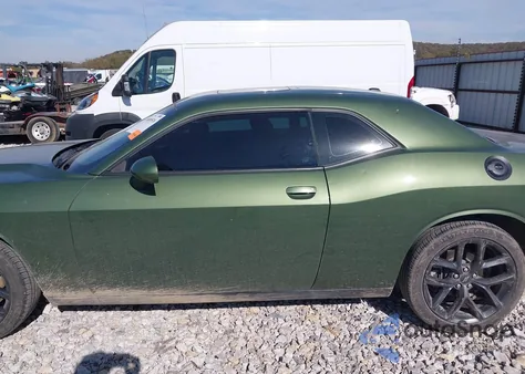2022 Dodge Challenger Sxt из США, поврежденный, VIN 2C3CDZAG9NH117780